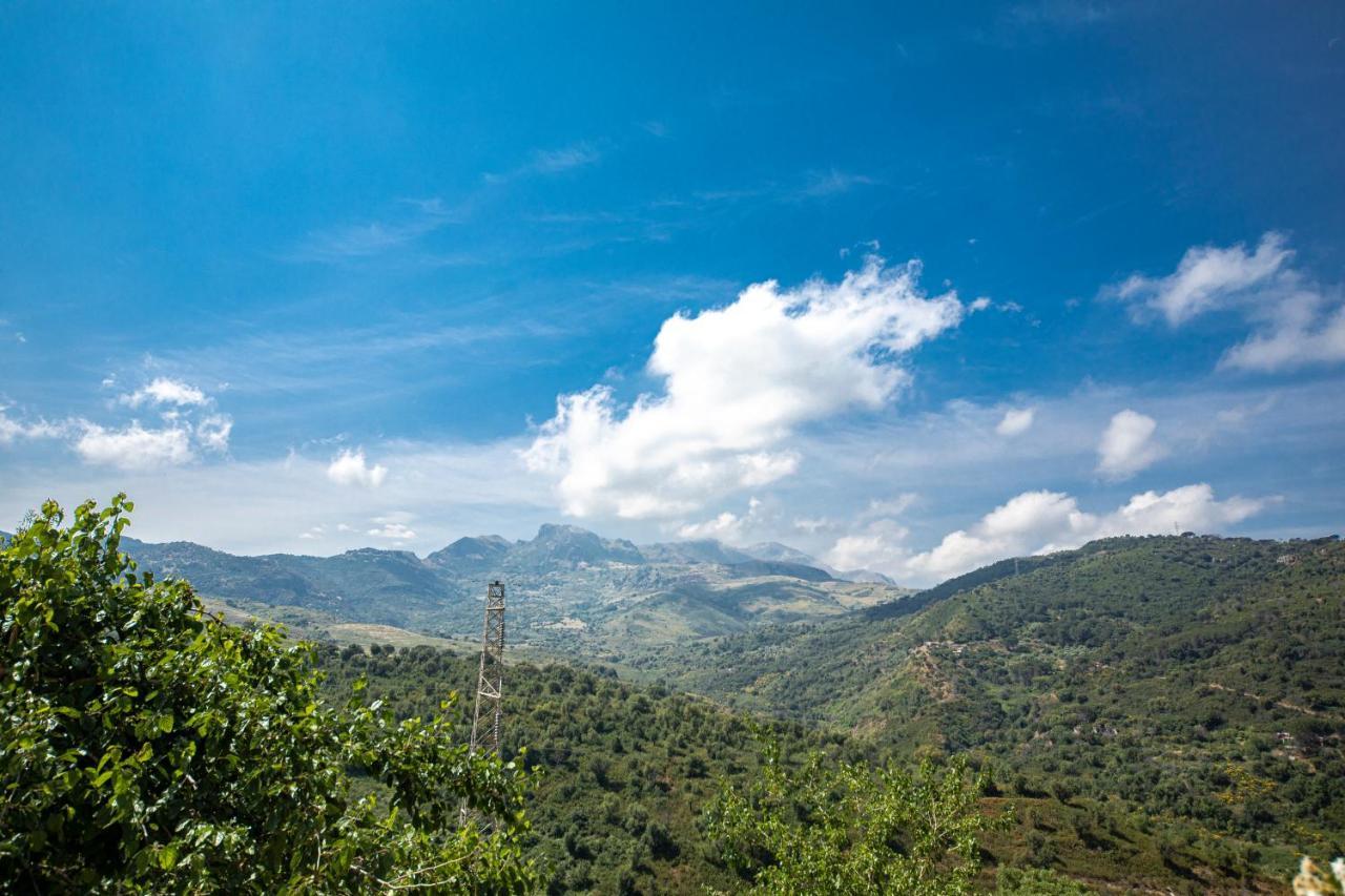 Casa Vacanze Villa Baronessa Cefalù Kültér fotó